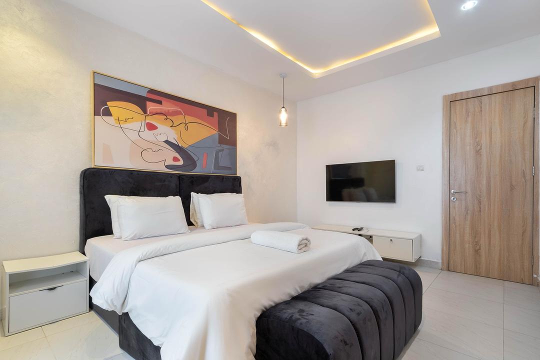 Luxurious 3 Bedroom with Pool & Gym